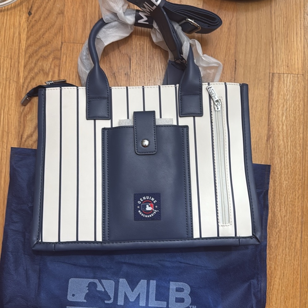 New York Yankees Purse Made of synthetic leather - Picture 5 of 5